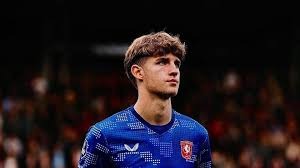 Editorial newsroom overview